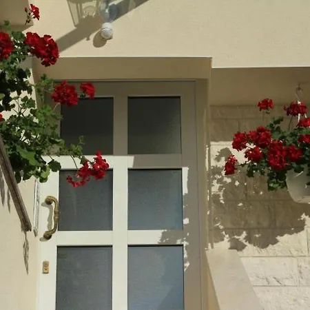 In Brodarica With Sea View, Balcony, Air Conditioning, Wifi 5183-1 Апартаменты