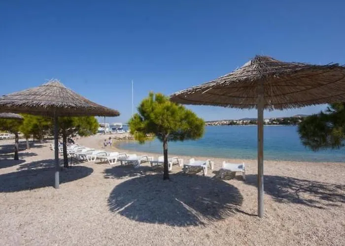 In Brodarica With Sea View, Balcony, Air Conditioning, Wifi 5183-1 Шибеник